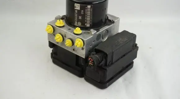 Volkswagen Golf V ABS Pump 1K0614517BD 1K0907379AD