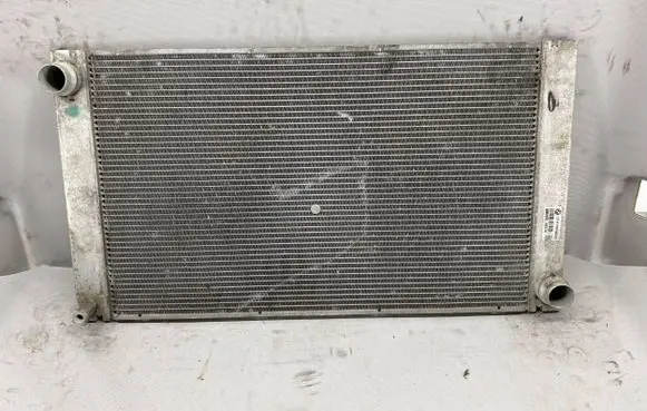 BMW 5 E60 E61 Coolant radiator 1711778744003 99374