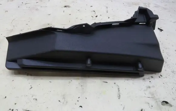 Skoda Octavia Mk3 (5E) Bracket in trunk/boot 5E5867761