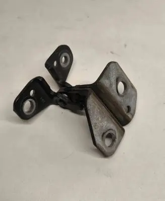 Jeep Grand Cherokee Rear door lower hinge 661AC