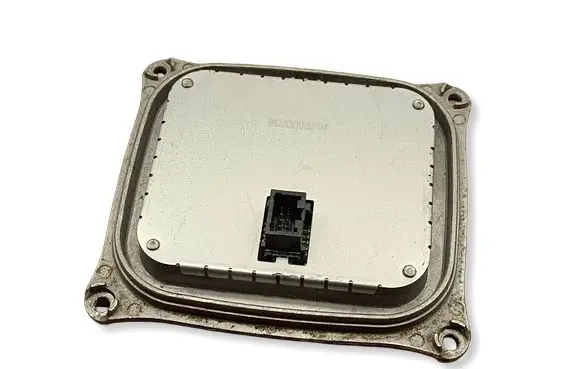 Chrysler Pacifica Headlight ballast module Xenon 147000015100 10EEG150705 054301