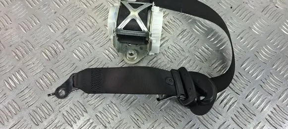 BMW 1 F20 F21 Front seatbelt 7243307
