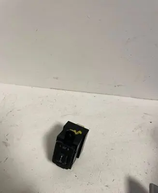Subaru Legacy Seat heating switch 6X10L