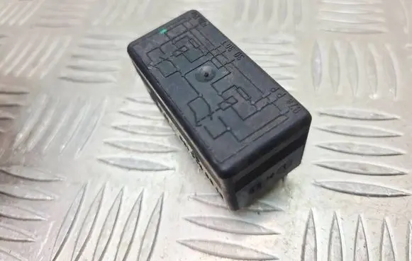 Mercedes-Benz CL C140 Coolant fan relay 0015428219 898601