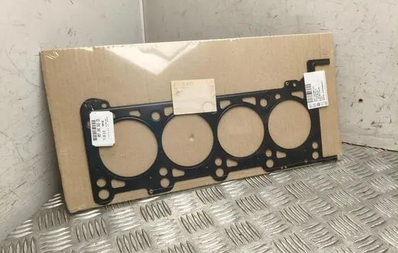 Audi A8 S8 D3 4E Other engine bay part 057103383CD