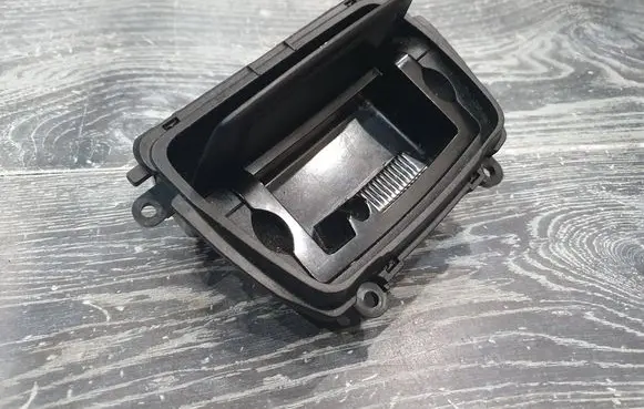 BMW 5 F10 F11 Ashtray (front) 9206347 82031001 171120100510