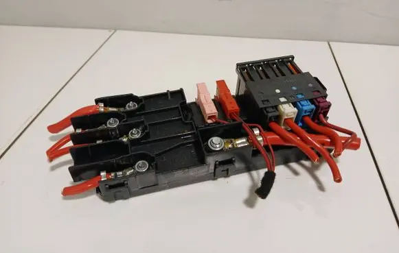 Mercedes-Benz ML W164 Fuse box set 2115452601