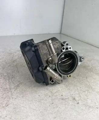 Audi A5 Sportback 8TA Electric throttle body valve 04L128063P 04L128059K