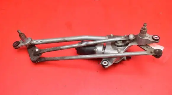 Mazda 2 Front wiper linkage and motor