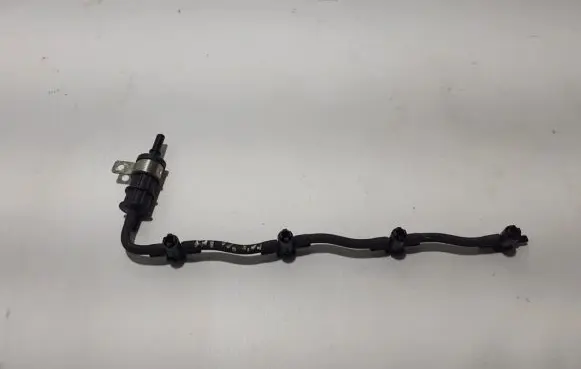Fuel return line/hose