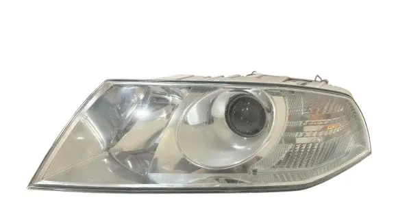 Skoda Octavia Mk2 (1Z) Headlight/headlamp
