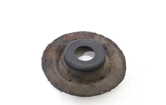 Volkswagen Golf IV Coil spring mount 