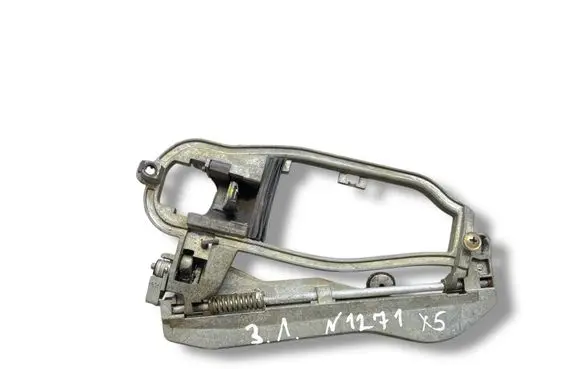 BMW X5 E53 Rear door exterior handle/bracket 