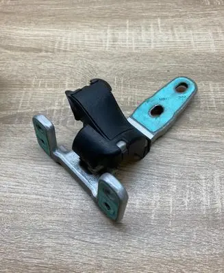 Mercedes-Benz C W205 Tailgate/trunk/boot hinge WST19 RIGHTSIDE