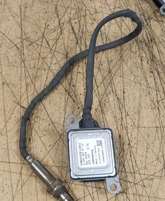 Mercedes-Benz E W212 Lambda probe sensor A0009059703