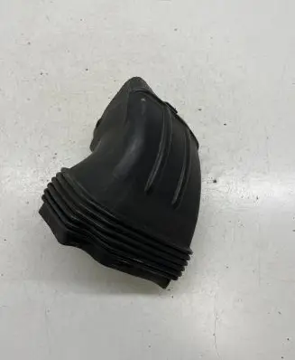Audi A6 S6 C6 4F Air intake duct part 4F0129739B