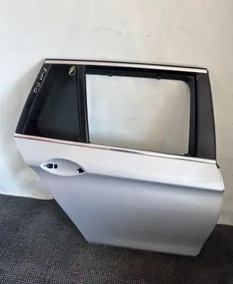 BMW 5 F10 F11 Rear door 354