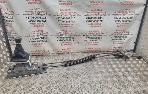 Volkswagen PASSAT B7 Gear shifter/selector 3C0711049AG