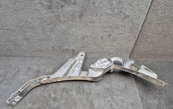 Audi A2 Front bumper mounting bracket 8Z0854730