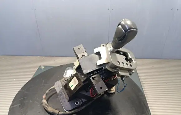 Subaru Tribeca Gear selector 