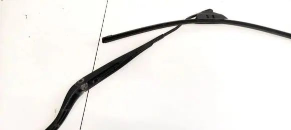 Opel Signum Front wiper blade arm 09185812