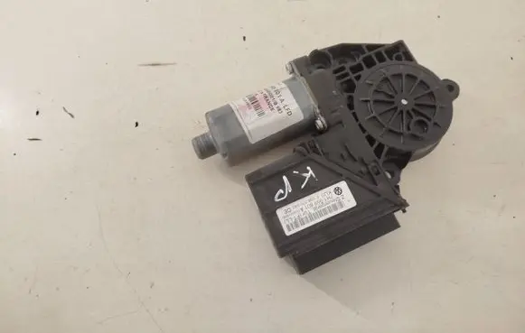 Volkswagen Multivan T5 Front door window regulator motor 7H1959801 7H1959081A