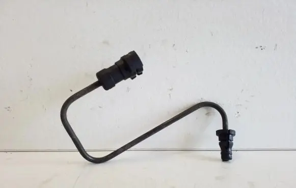Jaguar XE Clutch pipe/line 