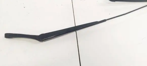 Volkswagen PASSAT B6 Front wiper blade arm 3C1955410B