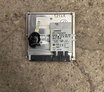 BMW 5 E39 Engine ECU kit and lock set 7789376 6905668
