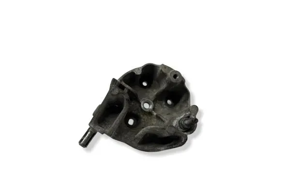 Peugeot 308 Fuel pump bracket 9824088780