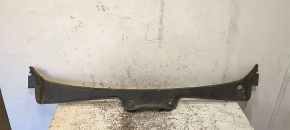 BMW 5 E60 E61 Wiper trim 7027083