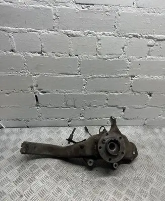 BMW X5 E70 Front wheel hub spindle knuckle 6773784