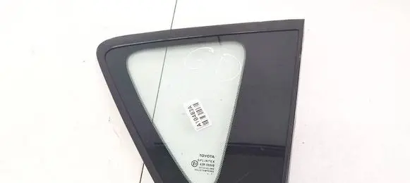 Toyota Corolla Verso AR10 Rear side window AS2