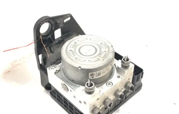 Skoda Octavia Mk4 ABS Pump 5WA614517BL