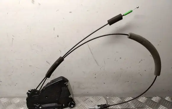 Lexus RX 450H Front door lock 1042806