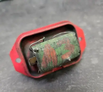 Audi A6 S6 C5 4B Heater blower motor/fan resistor 4A0959127B