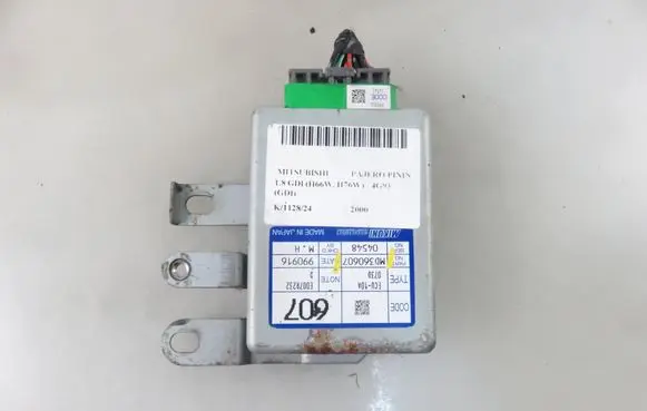 Mitsubishi Pajero Pinin Injection control unit/module MD360607