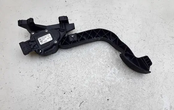 Alfa Romeo Giulietta Accelerator throttle pedal 6pv01017512