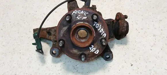 Toyota Picnic Front wheel hub spindle knuckle