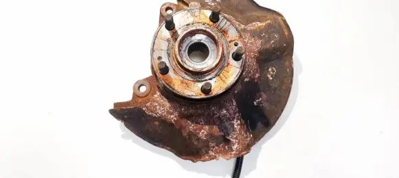 Front wheel hub