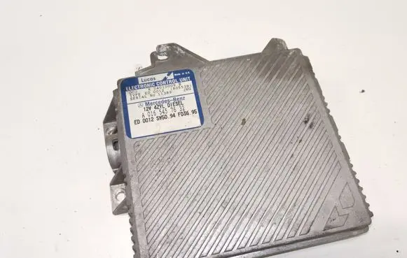 Mercedes-Benz C W202 Engine control unit/module A0165457632