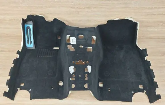 BMW 5 G30 G31 G38 Front floor carpet liner 8070639