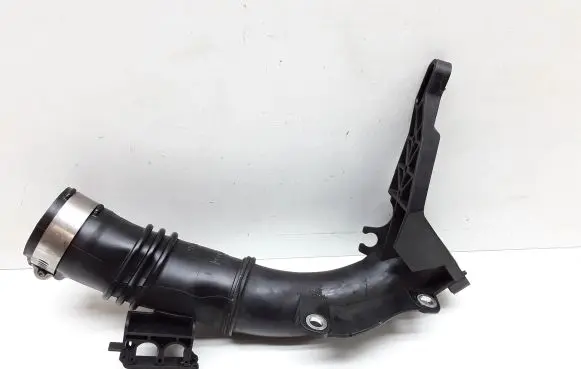 Volvo V40 Intercooler hose/pipe AV6Q9351BC