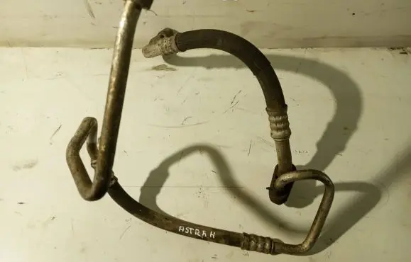 Opel Astra H Air conditioning (A/C) pipe/hose