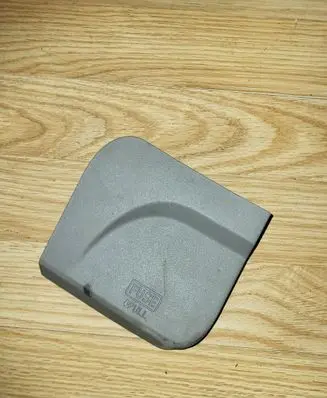 Mitsubishi Grandis Fuse box cover MN151932A1