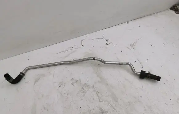 Ford Galaxy Engine coolant pipe/hose M130851