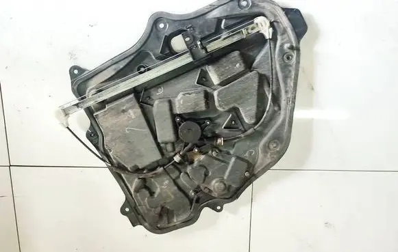 Mazda 5 Sliding door window regulator with motor c2357397x
