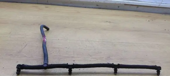 Fuel return line/hose