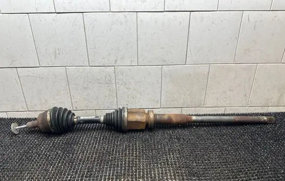Volvo V40 Cross country Front driveshaft 31367565