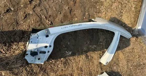 Honda Civic IX Front bodywork piece 